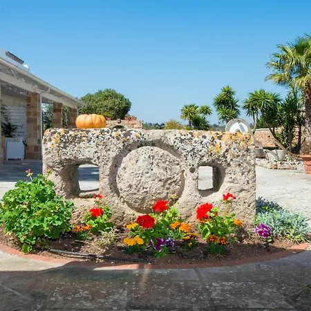 Relais Masseria Casina Dei Cari-3