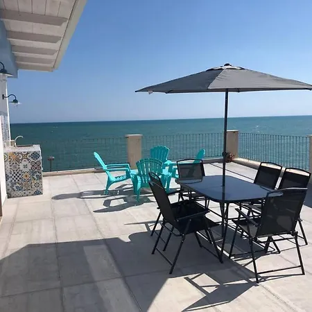 Loft sul mare-2