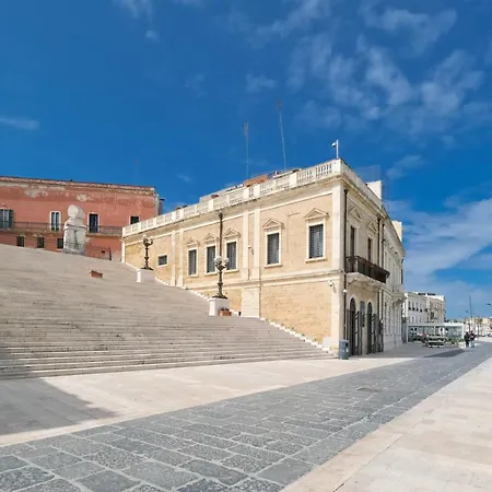 Il Porto Affittacamere B&B-2