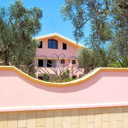 Villa Ulimare Family Residence-2