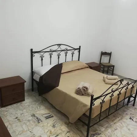 Bed & Breakfast Dei Lecci-3
