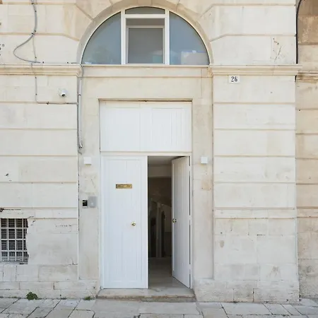 Alibi Suites Museum-2
