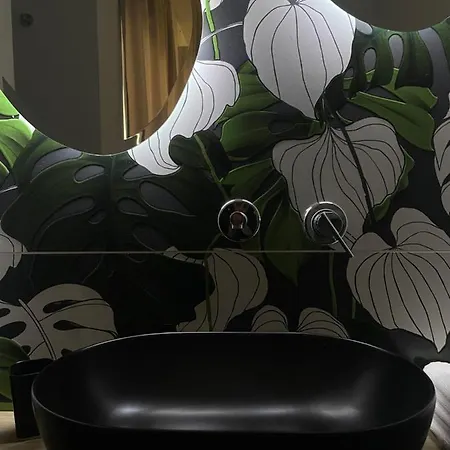 Sisters' House-3