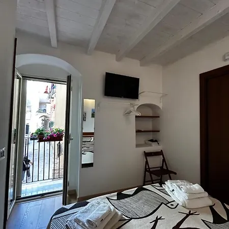 Borgo Degli Svevi Rooms-2
