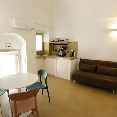 Casa Mamaroca 63-2