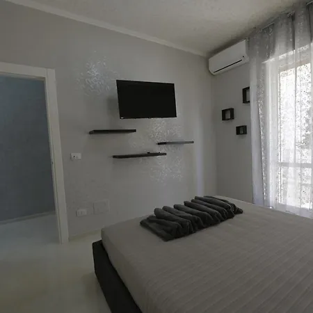 La Bella Vita - Guest House-3