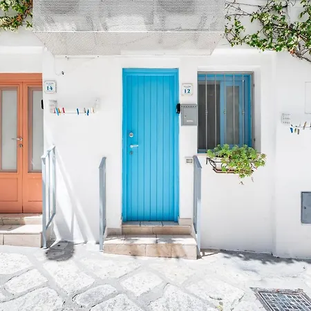 Vico Di Ostuni Stone Houses In The Heart Of Ostuni By Rentbeat-2