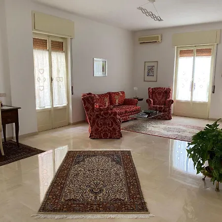 Interno13Bari-3