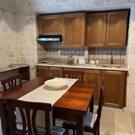 Trulli Pietra-3
