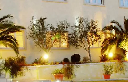 Giardino Degli Aranci Hotel-3