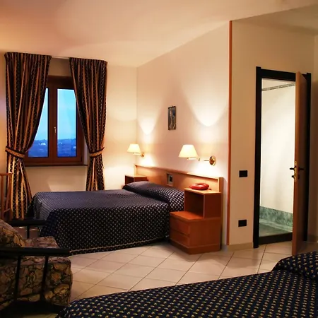 Hotel Lo Smeraldo-3
