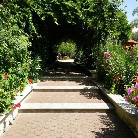 Residenza Villa I Nidi-2