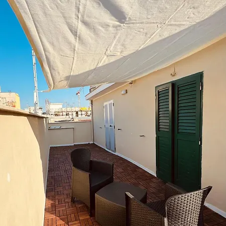 Mareluna Rooms-3