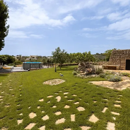 Aura Solis B&B-2