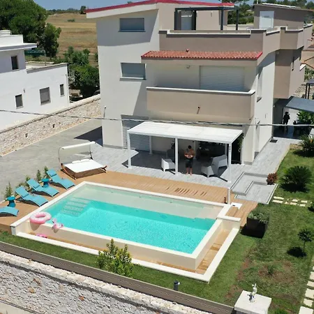 Villa Latina-3