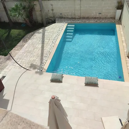 Villa con piscina Aria di sole-3