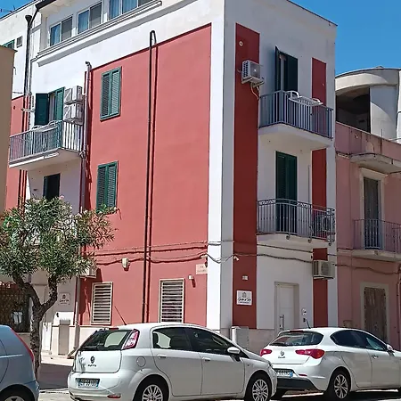 Flamingo Rooms-3