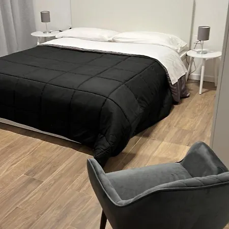 Business Home Piazza Cesare Battisti B&B Residence-3