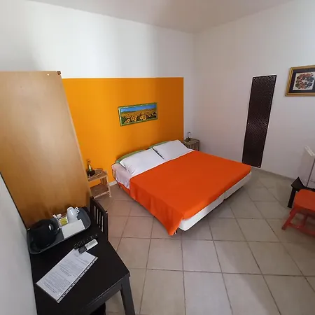 Breezes B&B-2