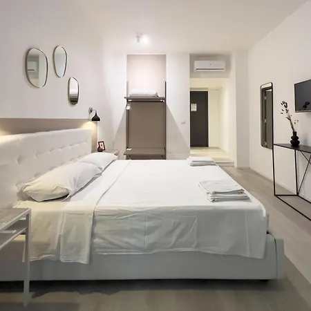 B&B Boutique Four Rooms Bari-3