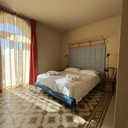Pein Assutt B&B-3