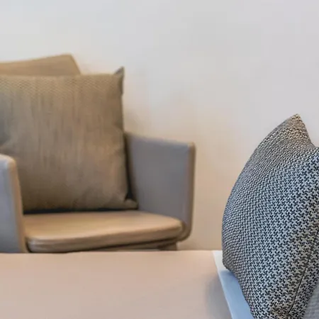 Palazzo San Lazzaro - Jacuzzi Rooms & Suites Lecce Selection-2