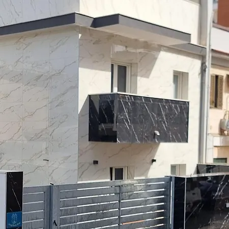 Luxury Beach House-2