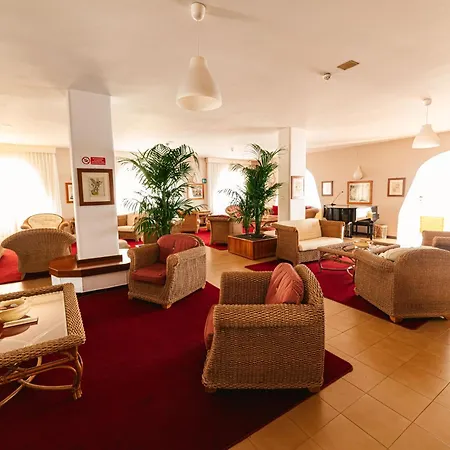 Hotel Degli Aranci-3