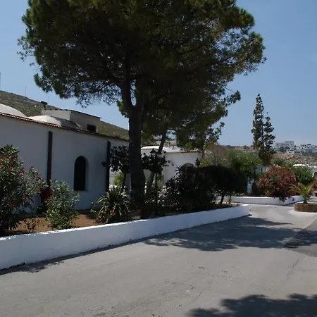 Villaggio Turistico Valle Scinni-2