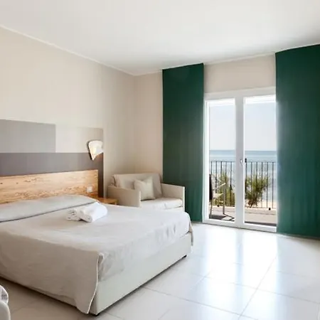 Hotel la Spiaggia-3