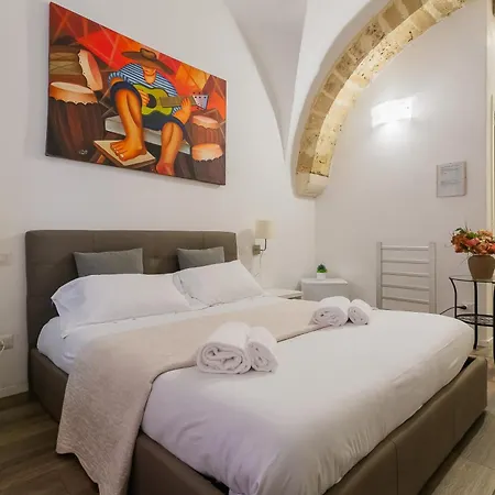 Red Rooms By Wonderful Italy-2