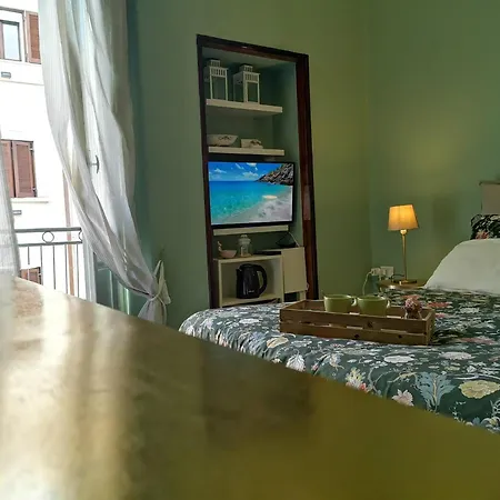 Indelli holiday rooms-2