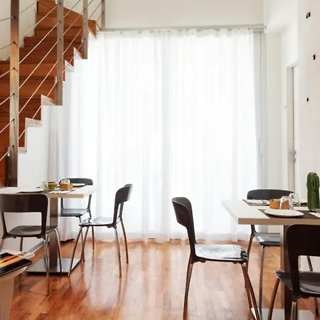 B&B White con Parcheggio Privato-3
