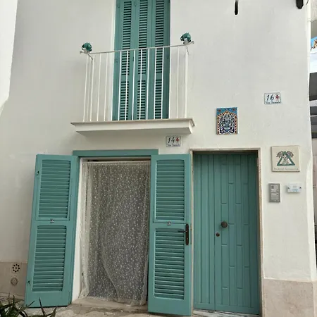 Palazzo Acquaviva-2