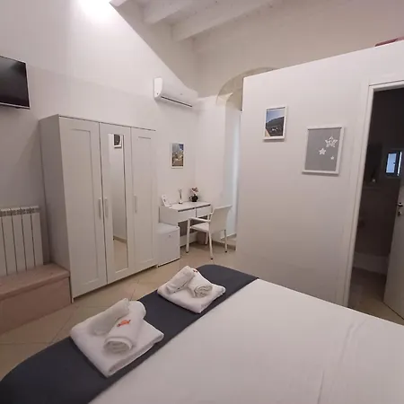 Kimia Home, Centro-2