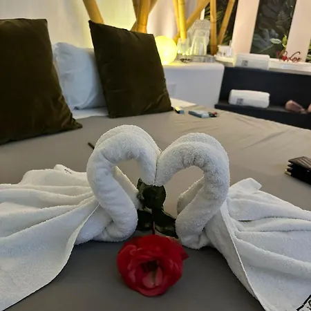 Suite Home3 Bed-2