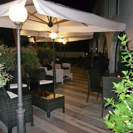 Best Western Hotel Dei Cavalieri-3