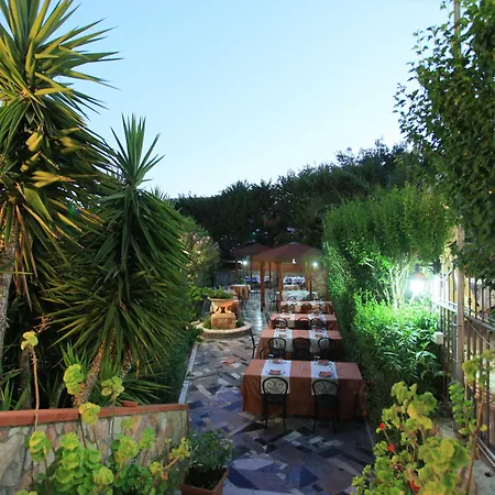Balconata 2.0 Banqueting&Accommodations-3