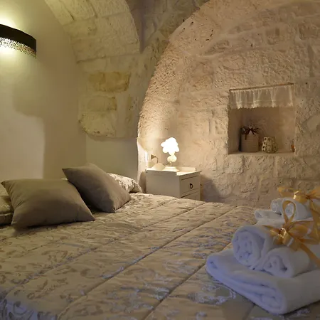 I Trulli Del Nonno Michele-2