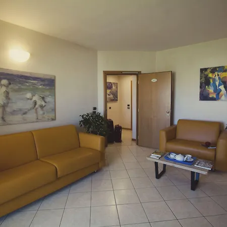 Avantgarde Hotel-2