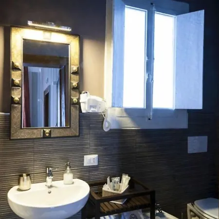 Vittorio'S Luxury-3