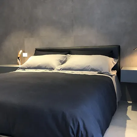 Golden Suites 50-2