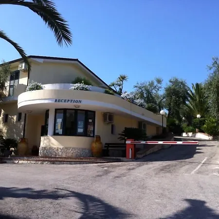 Villaggio Turistico Defensola-3