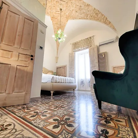 Rossini Guest House-3
