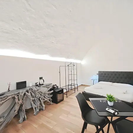 Basilica Suite-3