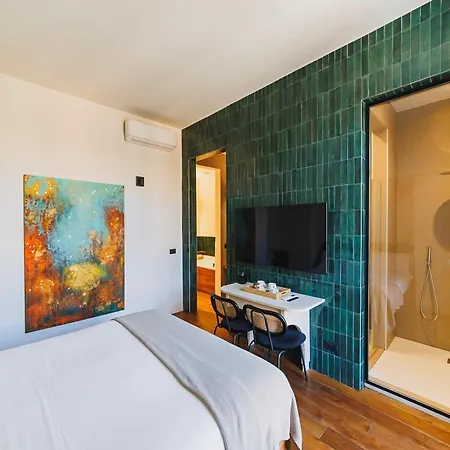 Palazzo Italia Suites-3
