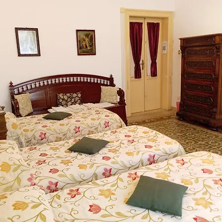 Guesthouse City Center-2
