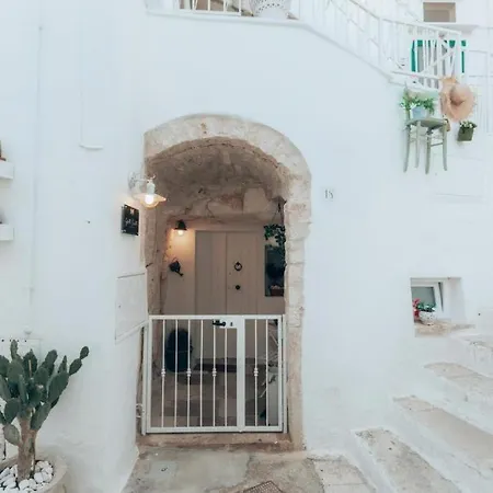 Grotta Carlotta Luxury Suite-2