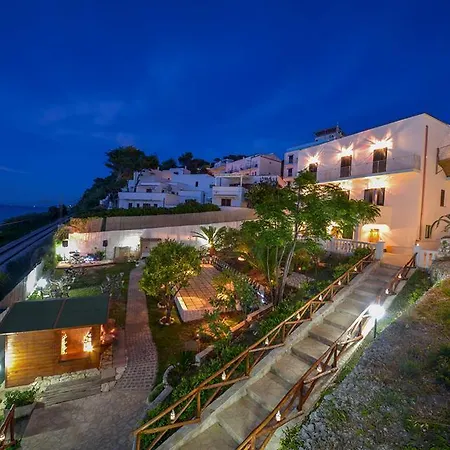 Hotel Villa Nettuno-3