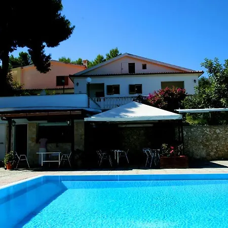 Villa Carabella Residence-3